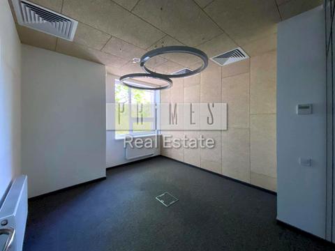 коммерческая по адресу Елены Телиги ул., 6