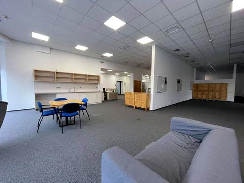 комерційна за адресою Бродівська вул., 14