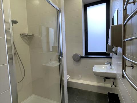 комерційна за адресою Бродівська вул., 14