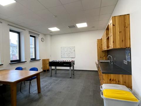 комерційна за адресою Бродівська вул., 14