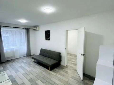 квартира по адресу Елены Телиги ул., 37-Б