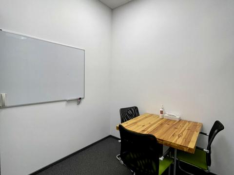 комерційна за адресою Бродівська вул., 14