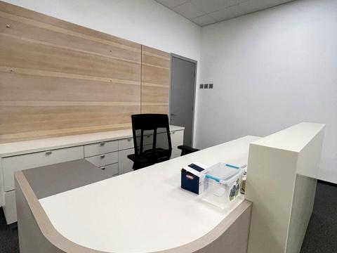 комерційна за адресою Бродівська вул., 14