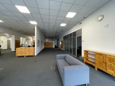 комерційна за адресою Бродівська вул., 14