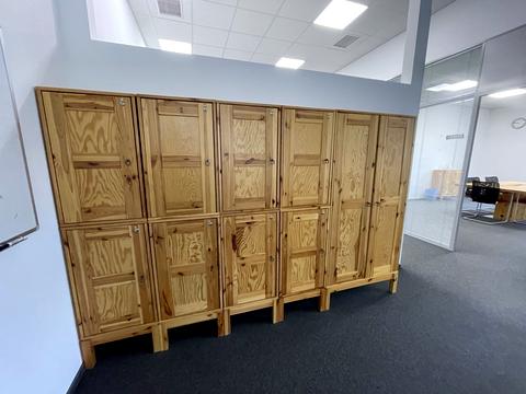 комерційна за адресою Бродівська вул., 14