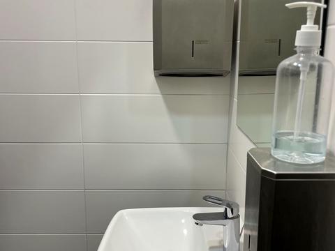 комерційна за адресою Бродівська вул., 14