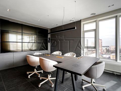 комерційна за адресою Кловський узвіз (Кловський), 7a