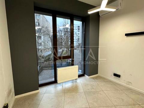 коммерческая по адресу Василия Тютюнника ул. (Анрі Барбюса), 28-А