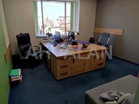 комерційна за адресою Шовковична вул., 42/44