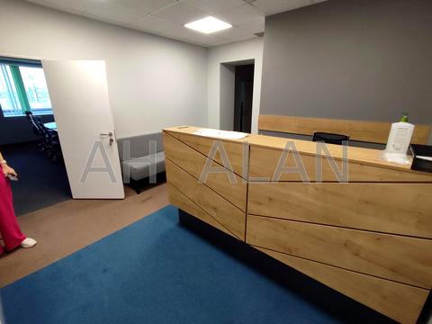 комерційна за адресою Шовковична вул., 42/44