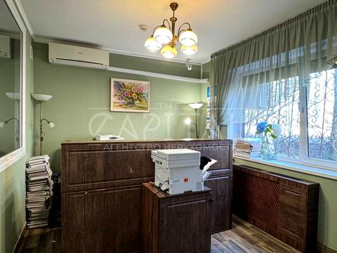 коммерческая по адресу Чернобыльская ул., 18