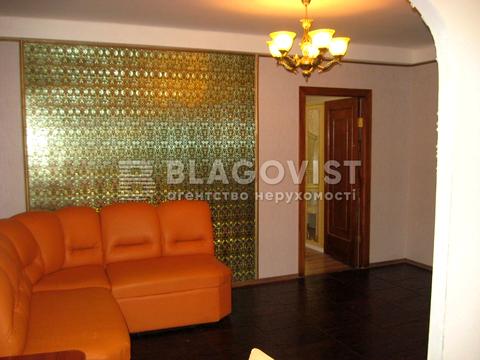 комерційна за адресою Київ, Жилянська вул., 45