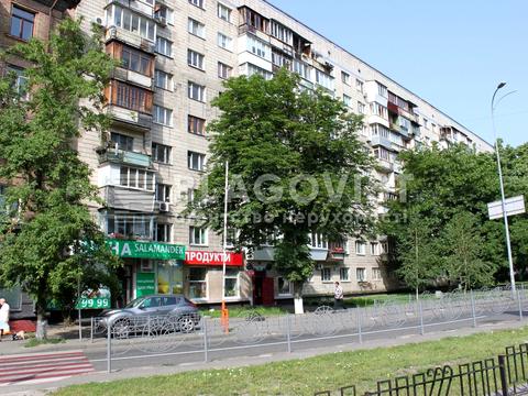 комерційна за адресою Київ, Жилянська вул., 45