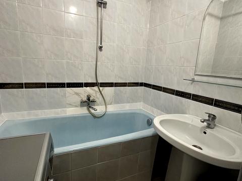 квартира за адресою Володимира Івасюка просп. (Героїв Сталінграду), 14-Б