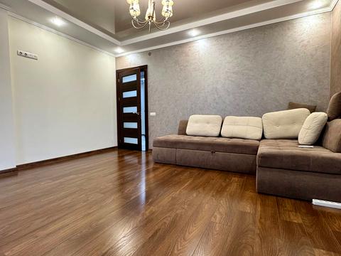 квартира за адресою Малоголосківська вул., 12б