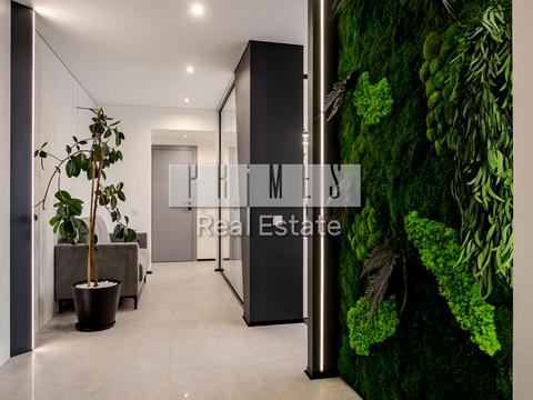 комерційна за адресою Володимирський узвіз, 51/53