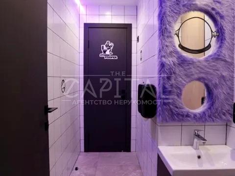 комерційна за адресою Регенераторна вул., 4 к1-3