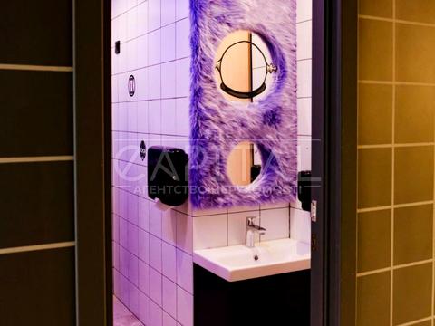 комерційна за адресою Регенераторна вул., 4 к1-3