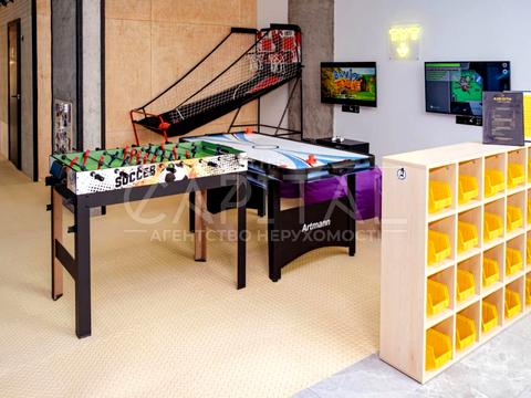 комерційна за адресою Регенераторна вул., 4 к1-3