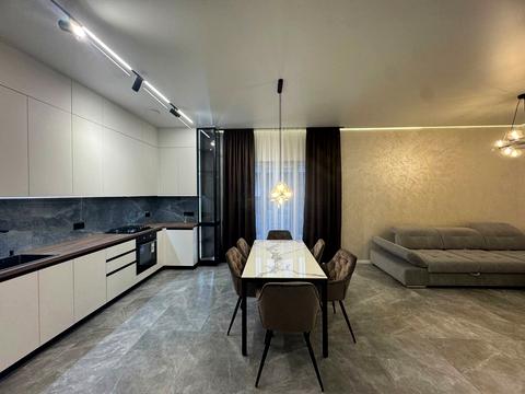 будинок за адресою Успішна, 47