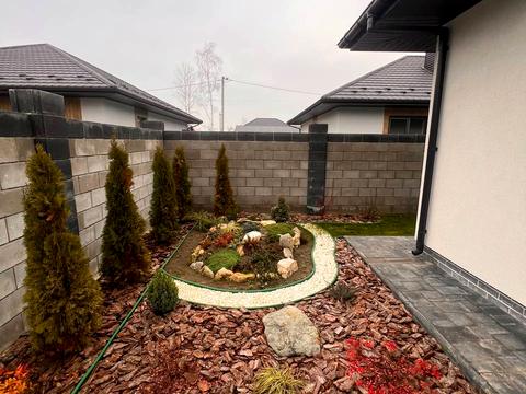 будинок за адресою Успішна, 47