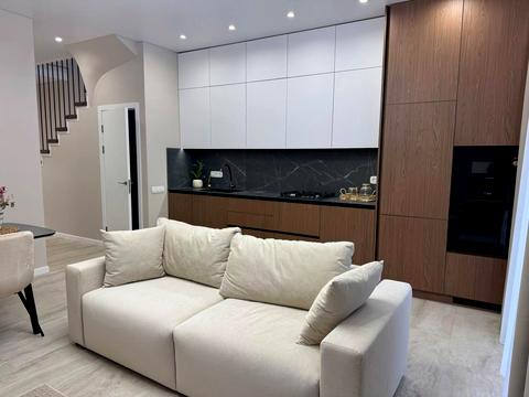 будинок за адресою Макарівська вул., 1