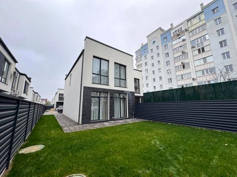 будинок за адресою Макарівська вул., 1