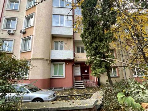 комерційна за адресою Князя Острозького вул., 42