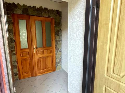 комерційна за адресою Князя Острозького вул., 42