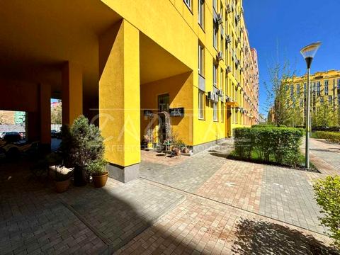 комерційна за адресою Регенераторна вул., 4 к1-3