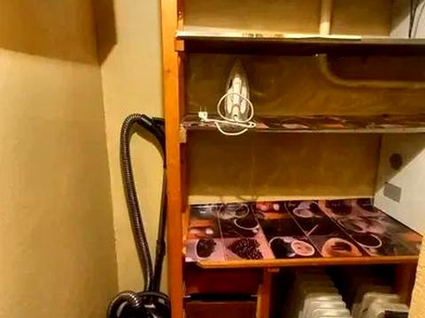 квартира за адресою Володимира Івасюка просп. (Героїв Сталінграду), 25