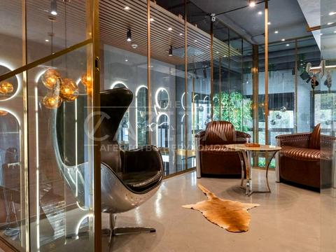 комерційна за адресою Голосіївська вул., 58