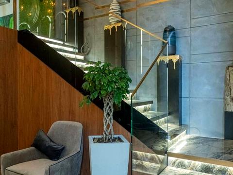 комерційна за адресою Голосіївська вул., 58