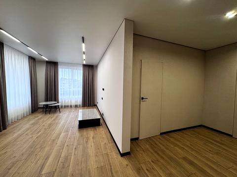 квартира за адресою Богдана Хмельницького вул., 57-Г