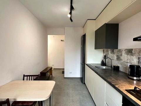 квартира за адресою Євгена Патона вул., 9