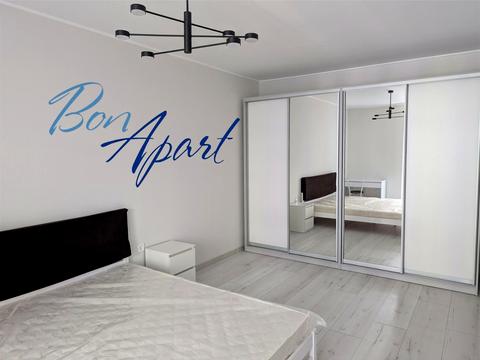 квартира по адресу Олеся Бердника ул., 1-Г