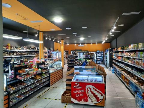 комерційна за адресою Святошинська вул., 40