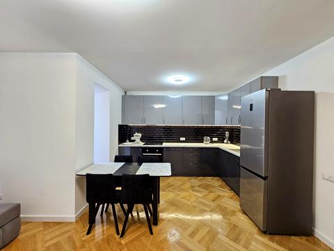 квартира по адресу Владимира Ивасюка ул., (Будинок)