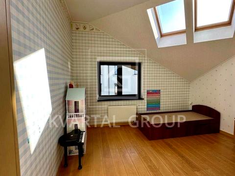 будинок за адресою Миру