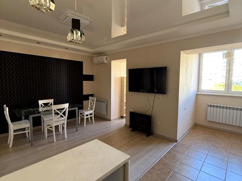 квартира за адресою Академіка Сахарова вул., 26