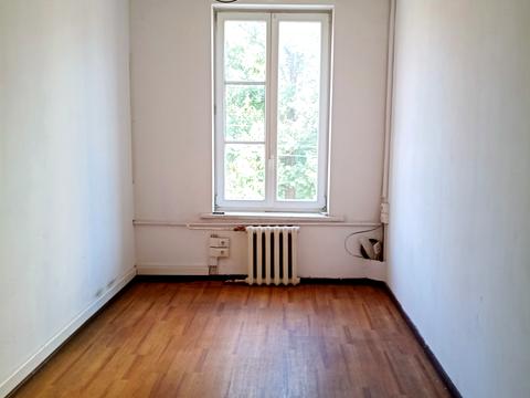 комерційна за адресою Межигірська вул., 39