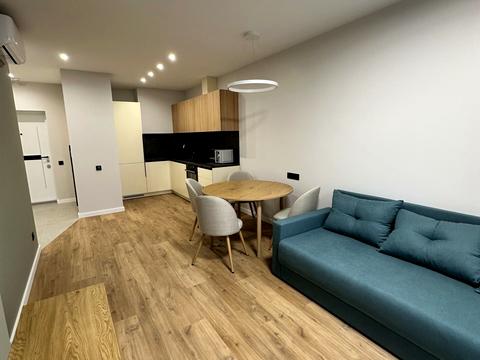 квартира по адресу Олександра Олеся ул., 9-А