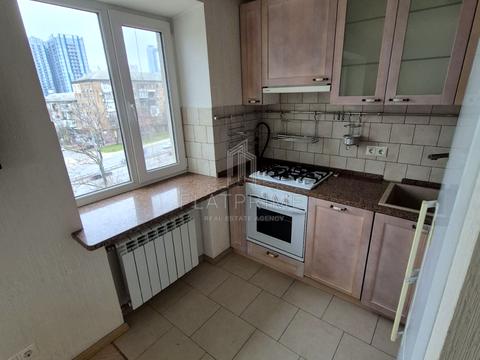 квартира за адресою Миколи Міхновського бульв. (Дружби народів), 6