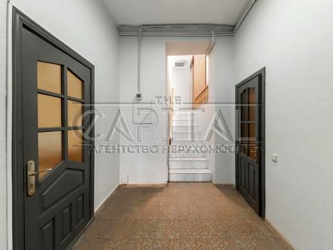 комерційна за адресою Київ, Антоновича вул. (Горького), 122