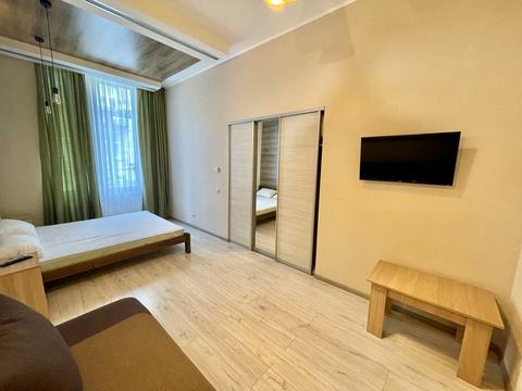 квартира за адресою Івана Франка вул., 55