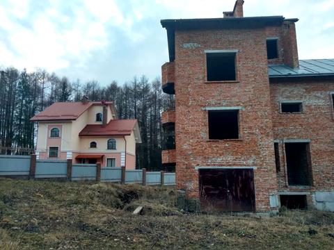 дом по адресу Центральна