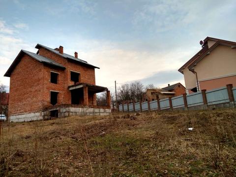 дом по адресу Центральна