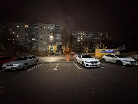 комерційна за адресою Київська вул., 1/5