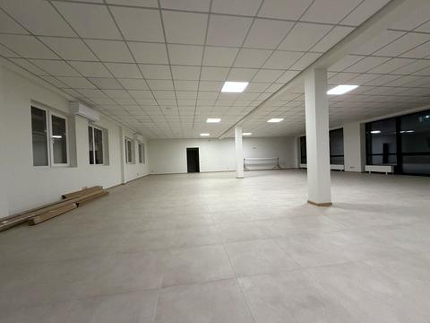 комерційна за адресою Київська вул., 1/5