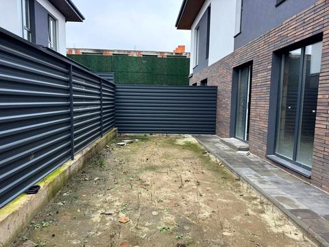 будинок за адресою Харківська вул., 1